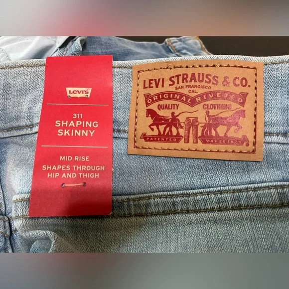 WOMEN’S LEVI’S 311 SHAPING SKINNY JEANS. NWT. SIZE 8 SHORT - Picture 5 of 9